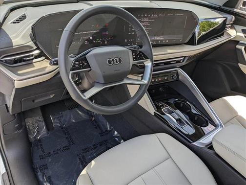 2025 Audi Q5 Premium