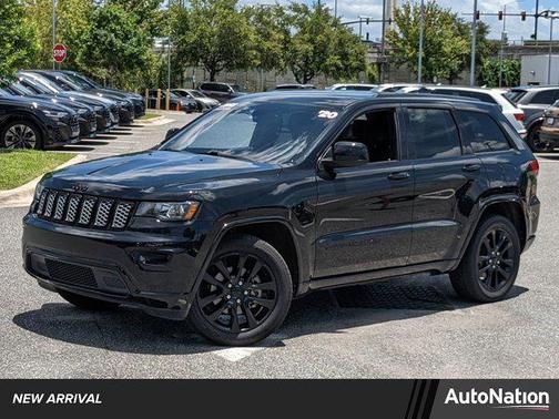 2020 Jeep Grand Cherokee Altitude
