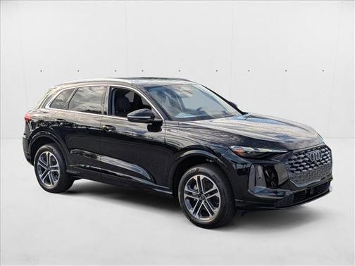 2025 Audi Q5 Premium