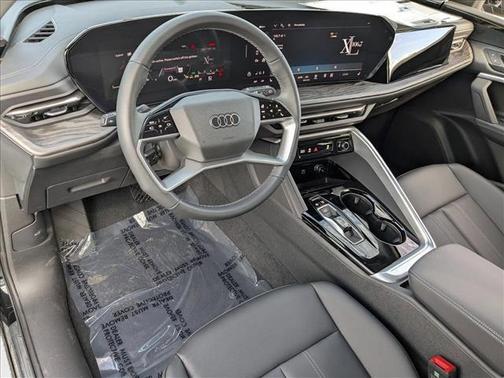 2025 Audi Q5 Premium