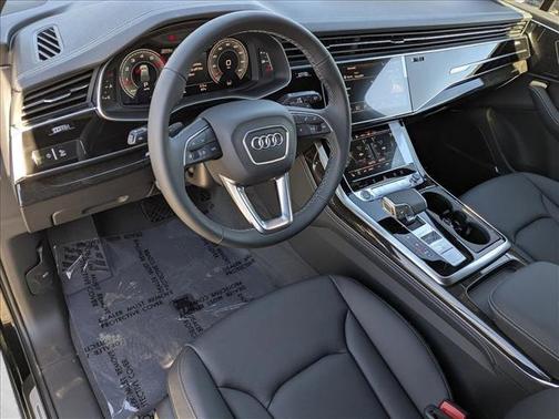 2026 Audi Q7 55 Premium Plus