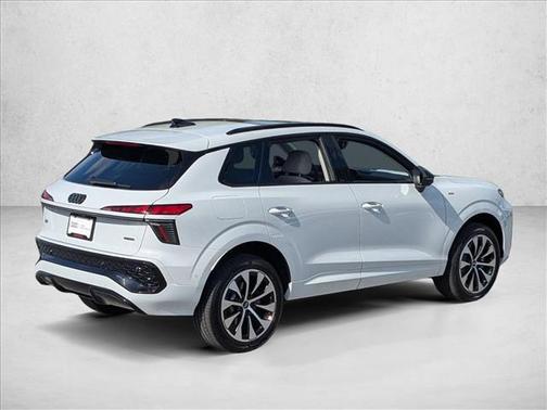 Glacier White Metallic 2026 Audi Q3 TFSI quattro S tronic