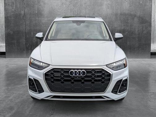 2024 Audi Q5 55 S line Prestige