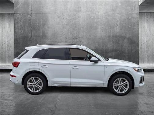 2024 Audi Q5 55 S line Prestige