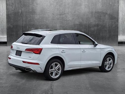 2024 Audi Q5 55 S line Prestige