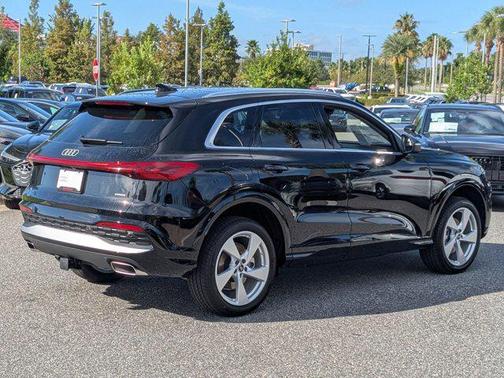 2025 Audi Q5 Premium Plus