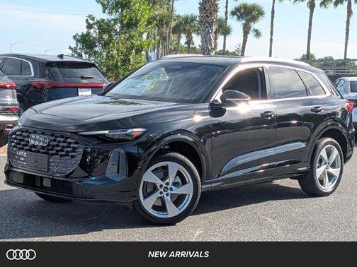 2025 Audi Q5 Premium Plus