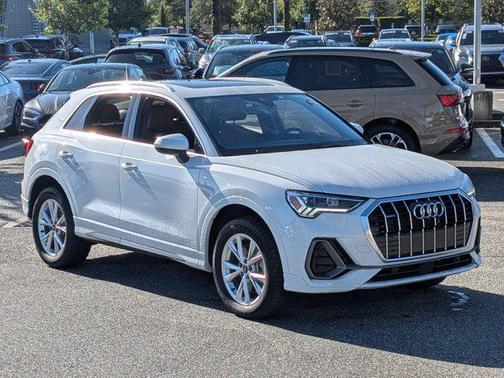 2024 Audi Q3 45 S line Premium Plus