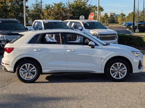 2024 Audi Q3 45 S line Premium Plus