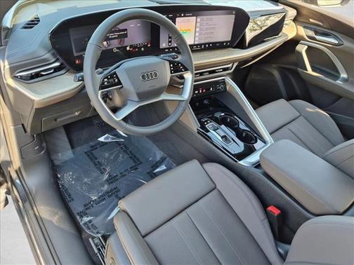 Tambora Gray Metallic 2026 Audi Q5 Premium Plus TFSI quattro S tronic