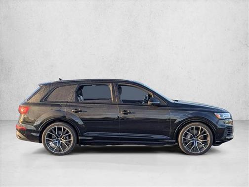 2022 Audi Q7 55 Prestige