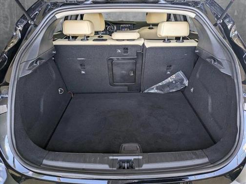 2019 INFINITI QX30 LUXE