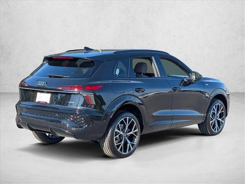 Mythos Black Metallic 2026 Audi Q3 S line