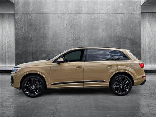 2025 Audi Q7 55 Premium Plus
