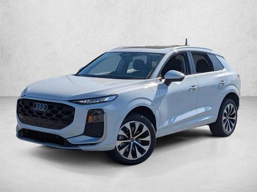 Glacier White Metallic 2026 Audi Q3 TFSI quattro S tronic