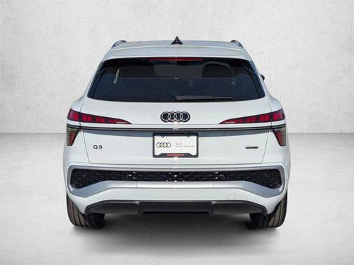Glacier White Metallic 2026 Audi Q3 TFSI quattro S tronic