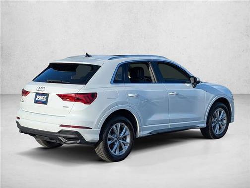 Glacier White Metallic 2024 Audi Q3 45 S line Premium Plus