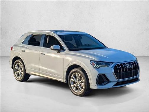 Glacier White Metallic 2024 Audi Q3 45 S line Premium Plus