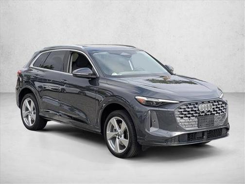 2025 Audi Q5 Premium Plus