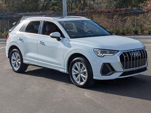 2025 Audi Q3 45 S line Premium Plus