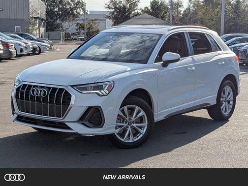 2025 Audi Q3 45 S line Premium Plus