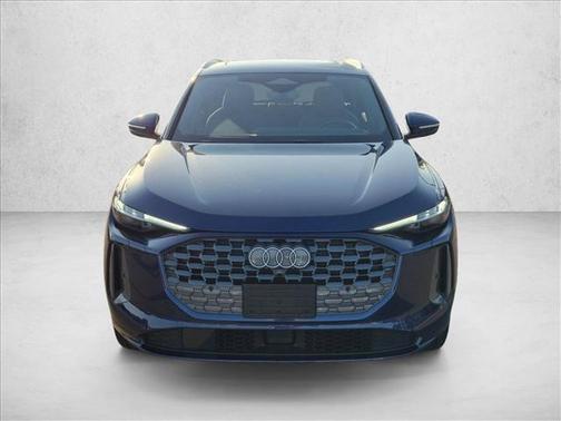 Navarra Blue Metallic 2025 Audi Q5 Premium Plus TFSI quattro S tronic