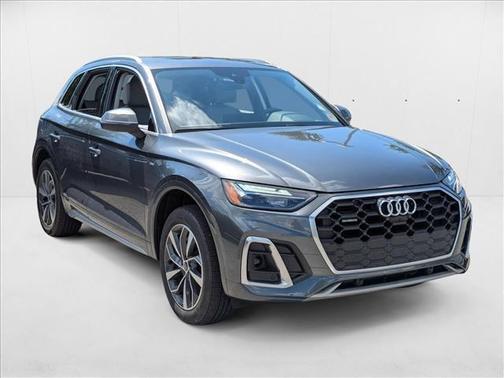 2022 Audi Q5 45 S line Premium Plus