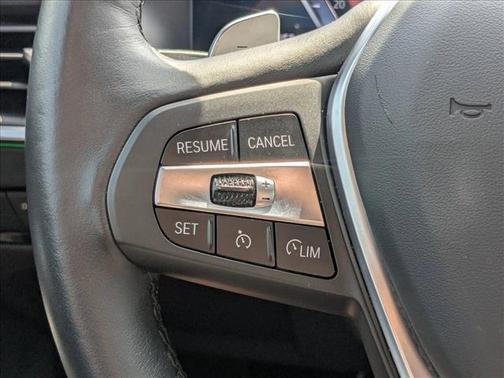 2024 BMW 330 i xDrive