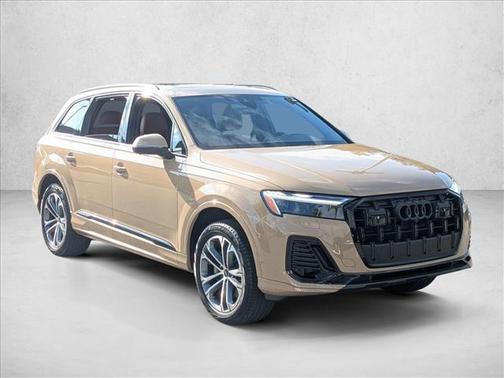 2025 Audi Q7 45 Premium Plus