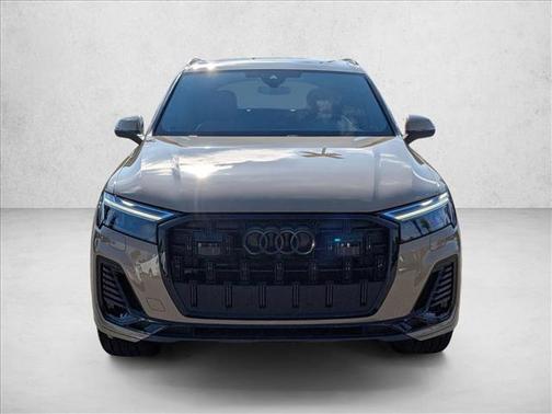 2025 Audi Q7 45 Premium Plus