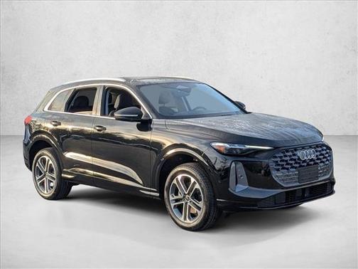 2025 Audi Q5 Premium Plus TFSI quattro S tronic