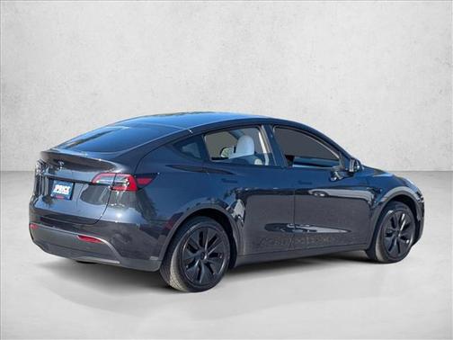 2024 Tesla Model Y Long Range Dual Motor All-Wheel Drive