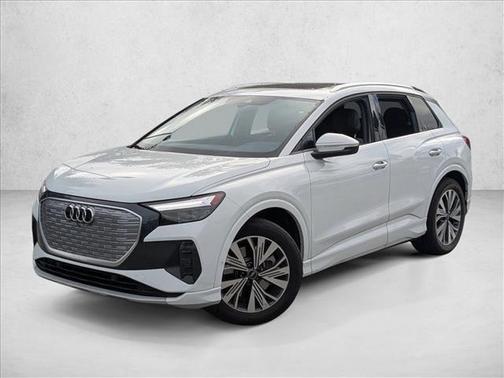 Glacier White Metallic 2023 Audi Q4 e-tron Premium Plus 40 RWD