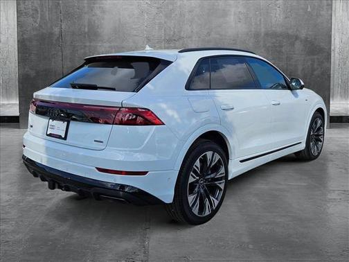2025 Audi Q8 55 Prestige