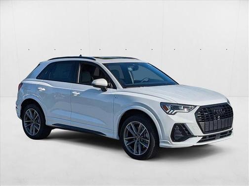 2025 Audi Q3 Premium 45 TFSI S line quattro Tiptronic