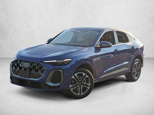 Ultra Blue Metallic 2025 Audi Q5 Premium Plus TFSI quattro S tronic