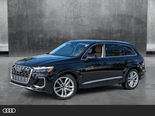 2025 Audi Q7 55 Premium Plus