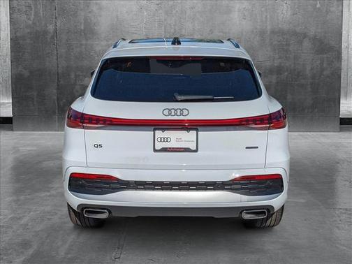 2025 Audi Q5 Premium