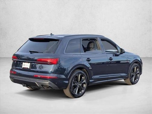Waitomo Blue Metallic 2026 Audi Q7 55 Premium Plus