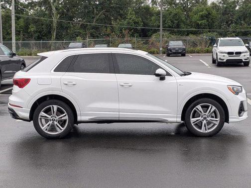 Ibis White 2022 Audi Q3 45 S line Premium