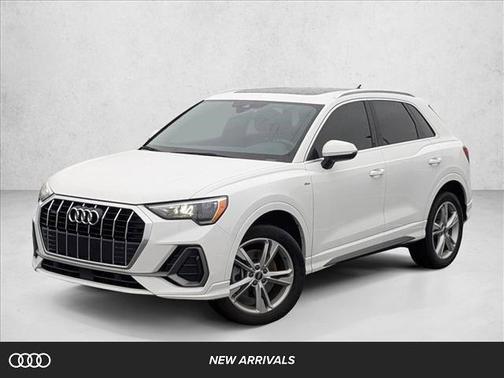 Ibis White 2022 Audi Q3 45 S line Premium