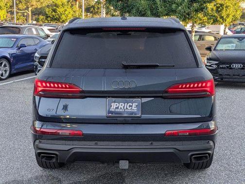 2025 Audi Q7 55 Premium Plus