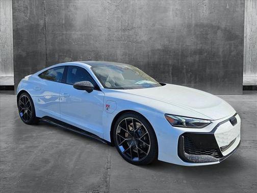 2025 Audi RS e-tron GT performance