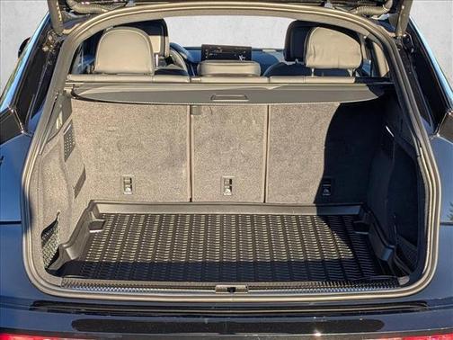 2025 Audi SQ5 3.0T Premium Plus