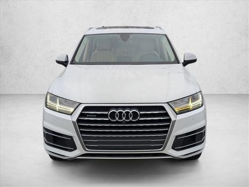 2019 Audi Q7 45 Premium Plus