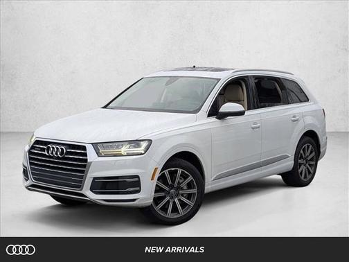 2019 Audi Q7 45 Premium Plus