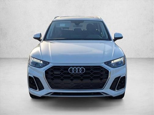 Glacier White Metallic 2023 Audi Q5 45 S line Premium Plus