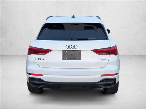 Glacier White Metallic 2024 Audi Q3 Premium 45 TFSI S line quattro Tiptronic