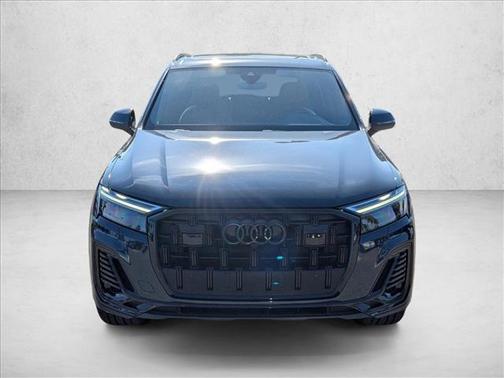 2025 Audi Q7 45 Premium Plus