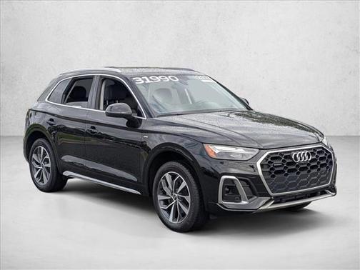 Mythos Black Metallic 2023 Audi Q5 45 S line Premium Plus